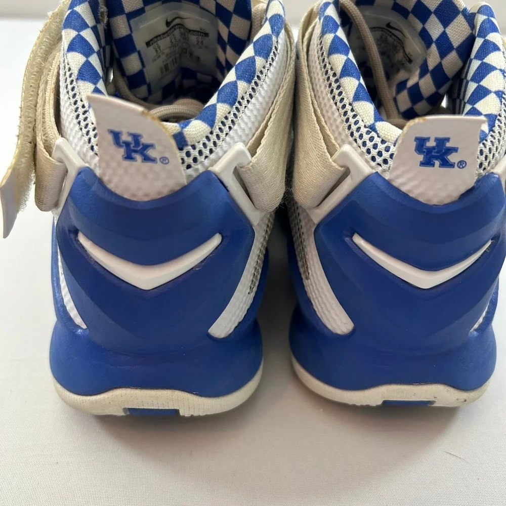 Nike LeBron Soldier 9 Shoes Kentucky Wildcats BBN Boys 6Y Blue White 776471-104